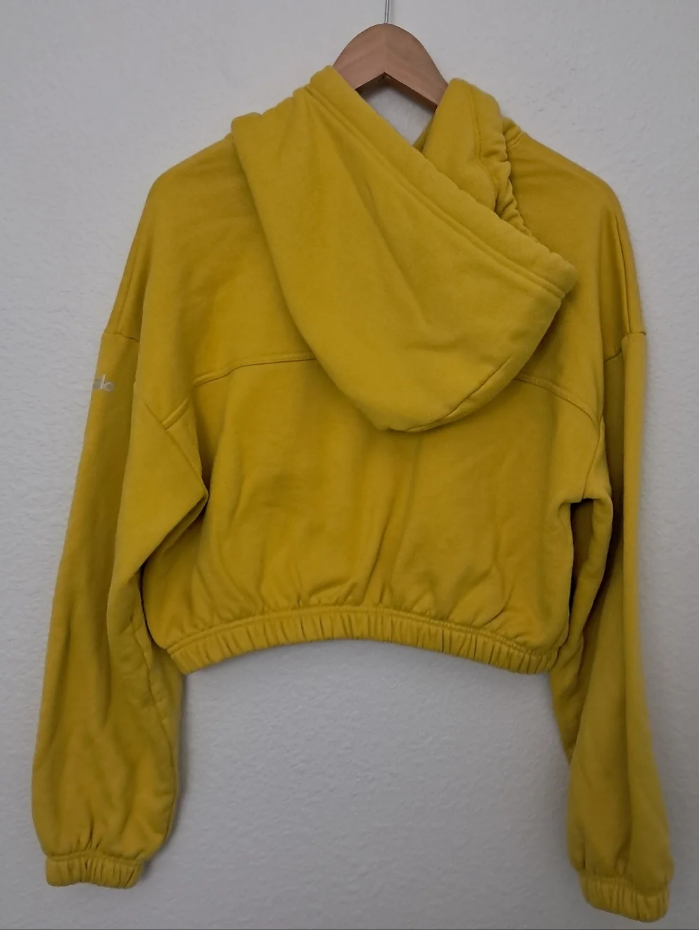 Alo Yoga 1/2 Zip Cropped Hoodie Sweatshirt - Picture 4 of 7